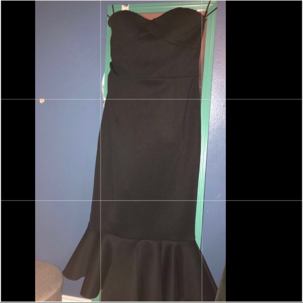 Dress - Picture 3 of 7